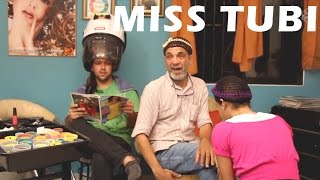 Download lagu Trio Mi Amorch - Miss Tubi (Blurred Lines Parody)