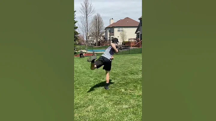 23 LHP Brady Louck Throwing