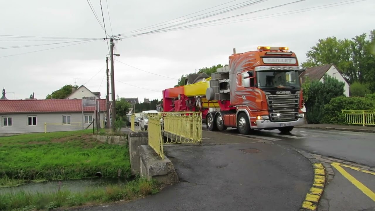 Peronne(80)-Foire Saint Michel 2022-Arriver Des Convois-Off/Onride