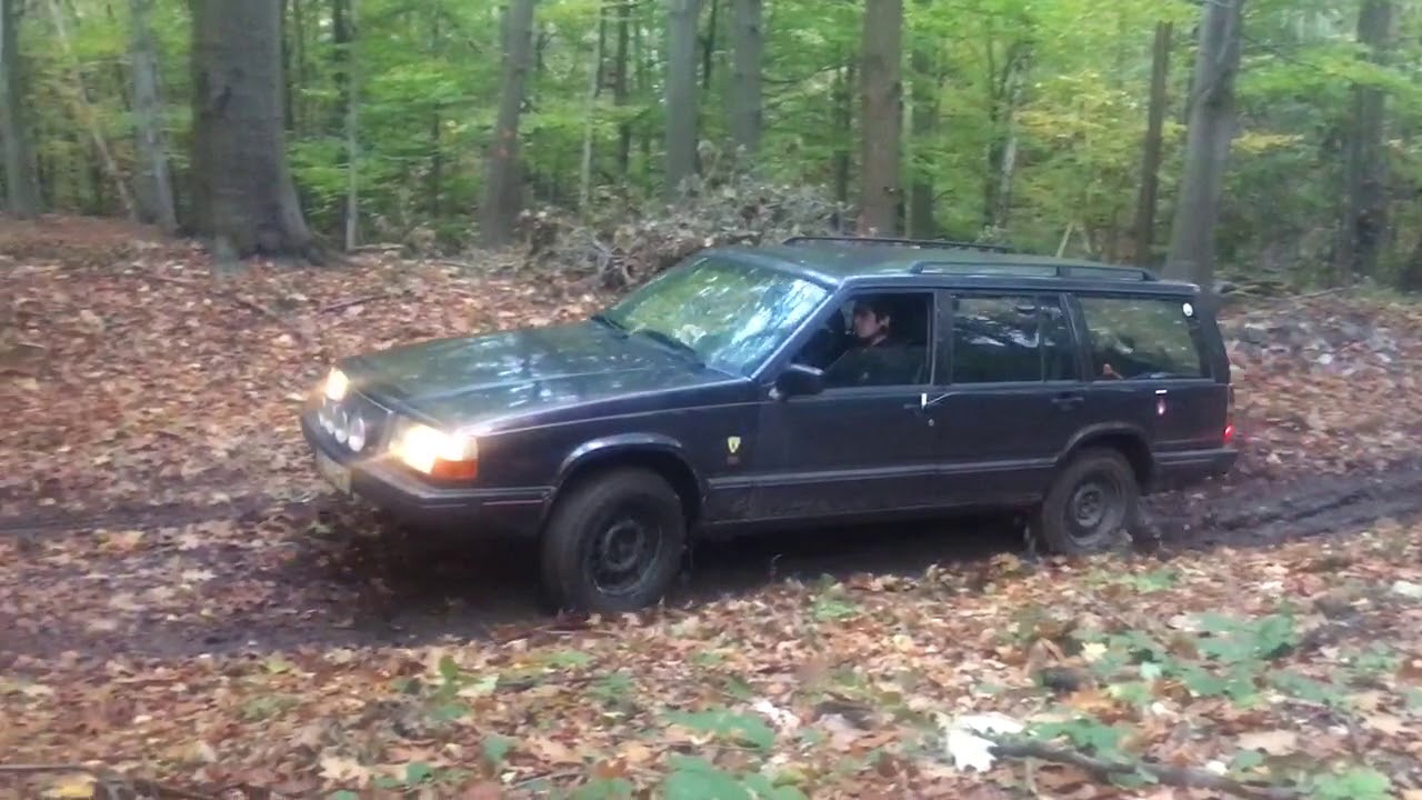 Lifted volvo 940