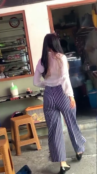 buat prank story lagi ngopi diwarung kopi yakan
