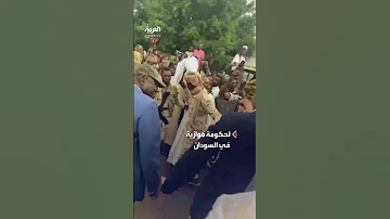 محمد حمدان دقلو حميدتي ونائبه عبدالعزيز الحلو يتجولان في سوق مدينة نيالا 