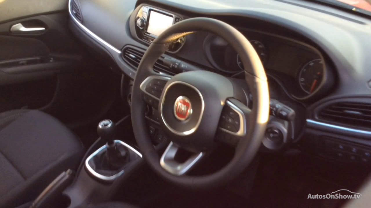 FIAT TIPO MULTIJET EASY PLUS RED 2017