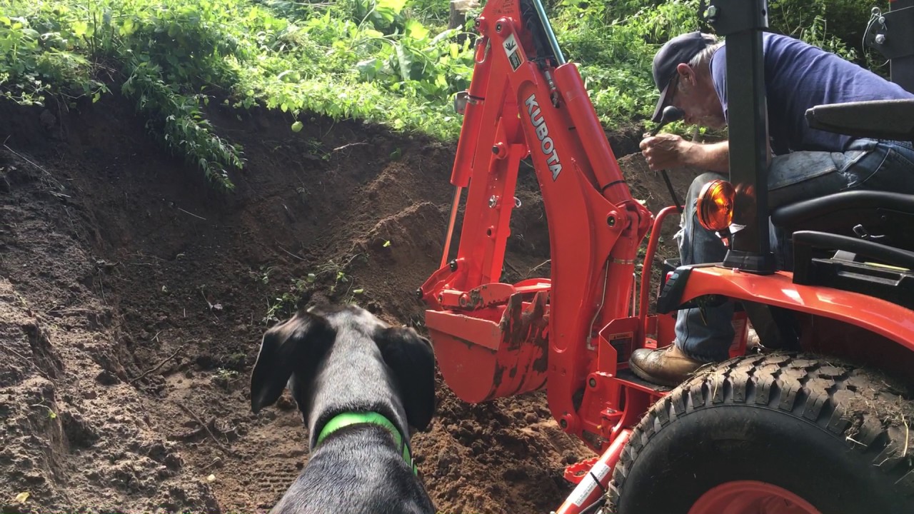 2017 Kubota B 2601  Using the backhoe