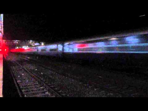 12625 Kerala Express Overtaking Kamayani Express @ 110 kmph !!