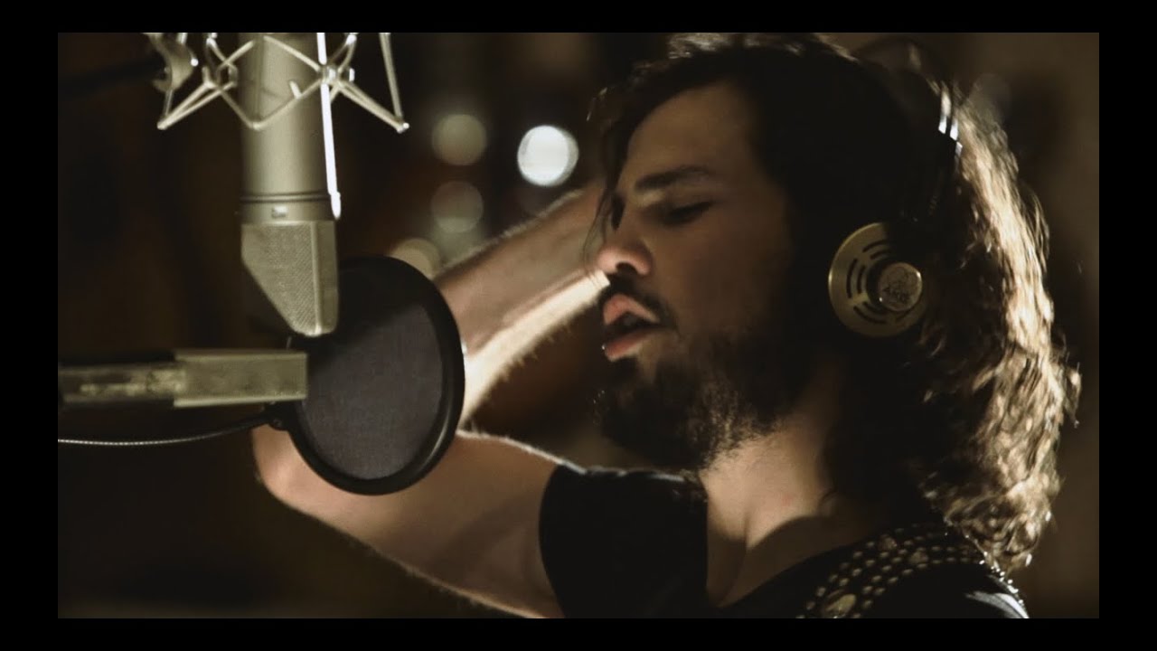 I'm Crawling - Sharman Den