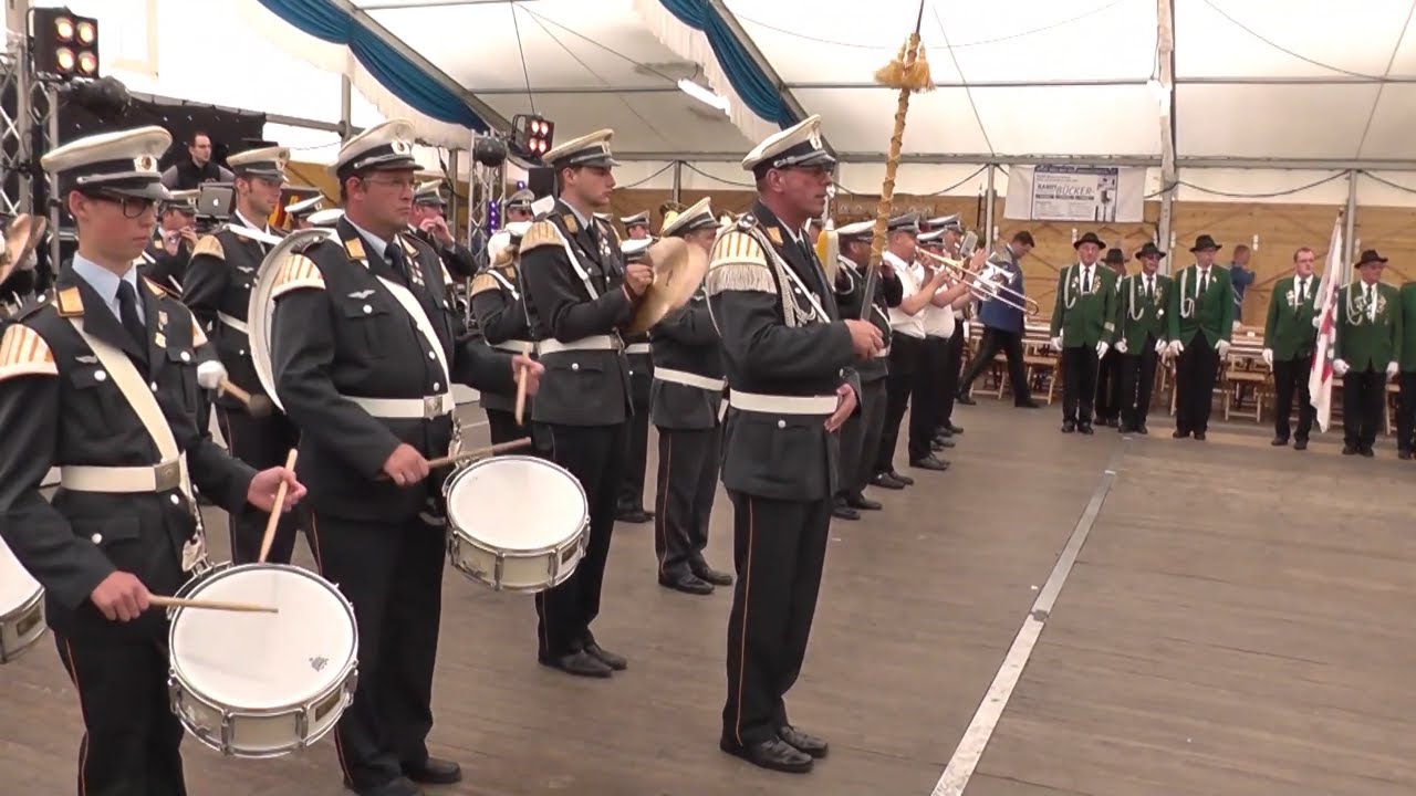 Zum Städele hinaus, Einmarsch Zelt, Dienstag Orken 2015, Tambourcorps 