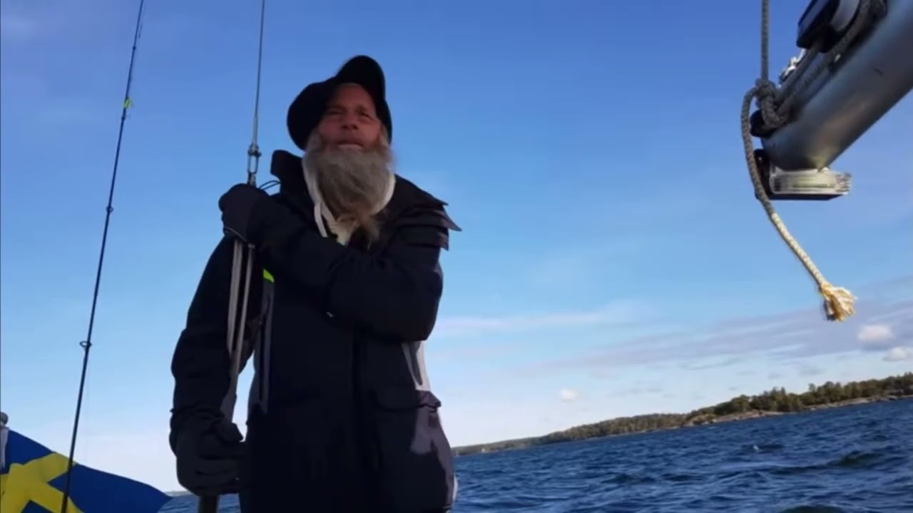 Svensson112-Captain Simon Peter