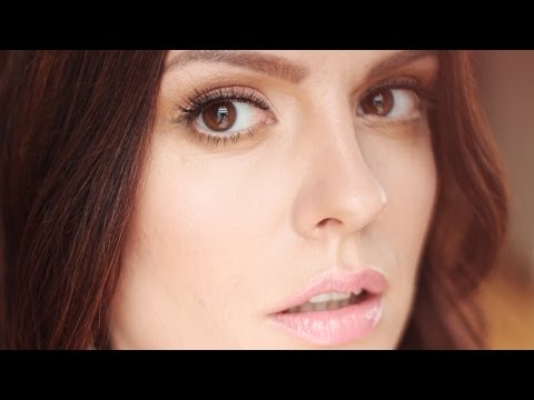 Flawless Dewy Makeup Tutorial (Dolce and Gabbana Spring 2014) - 동영상