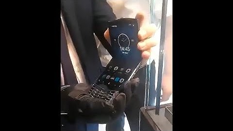 Motorola Razr 2019 Hands On Video?!