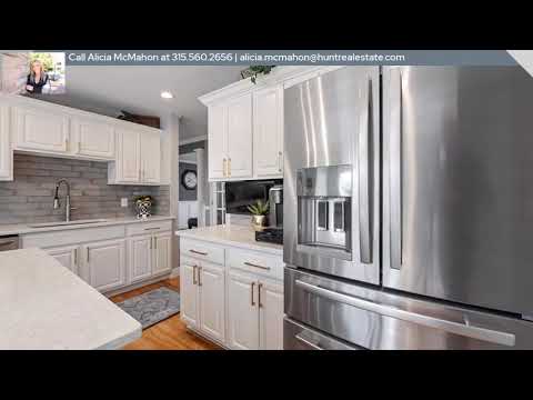 5273 Medasano Circle, Clay, NY home video tour