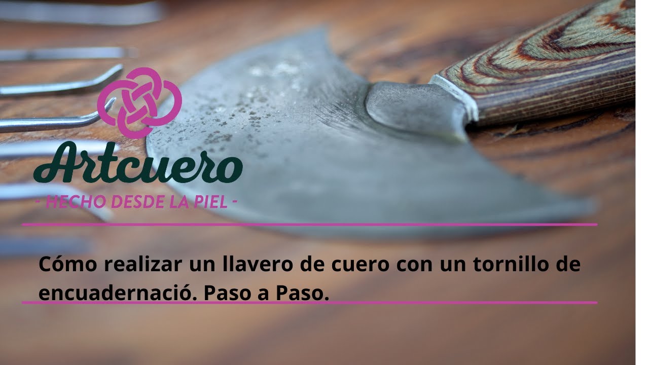 Como hacer un llavero de cuero con un tornillo de encuadernación.