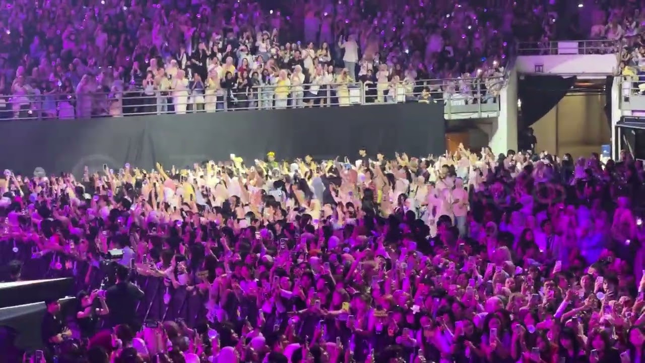 TXT WORLD TOUR ACT : TOMORROW IN KUALA LUMPUR | LO$ER=LO♡ER