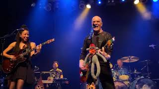Watch Devin Townsend Borderlands video