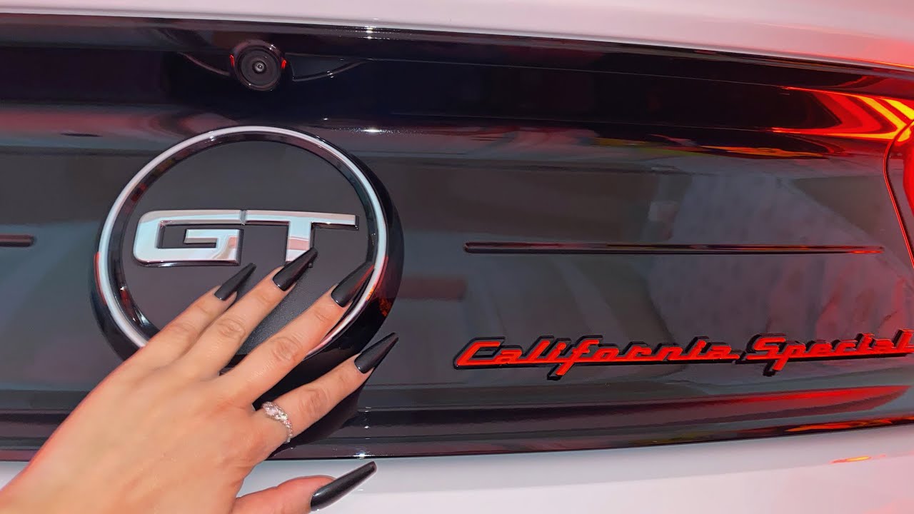 Asmr in my car 🚗🔥 Mustang GT ❤️ car tapping 😴