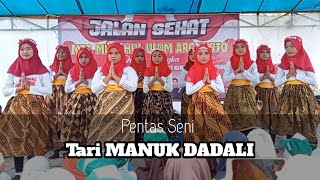 Pentas Seni Tari Manuk Dadali Siswi MI MIFTAHUL ULUM