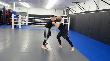 4 GREAT ways to Clinch in MMA Part 1: How to Close the Distance