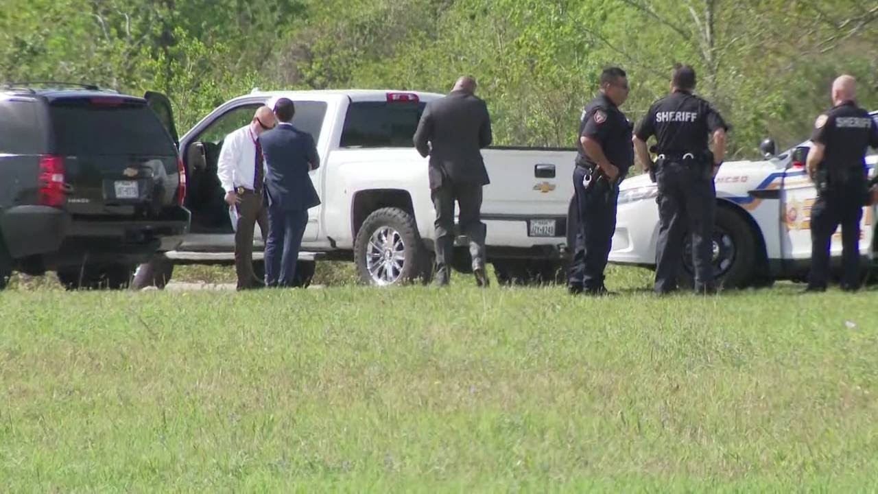 Officials say couple dead in apparent murder-suicide - YouTube