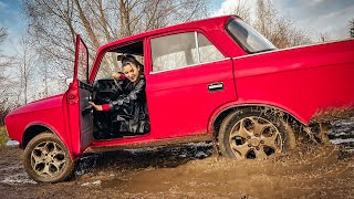 CAR STUCK || Tanya really got stuck in the mud while filming a vlog