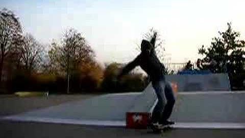 LX nollie heelflip noseslide Rasatt miniledge
