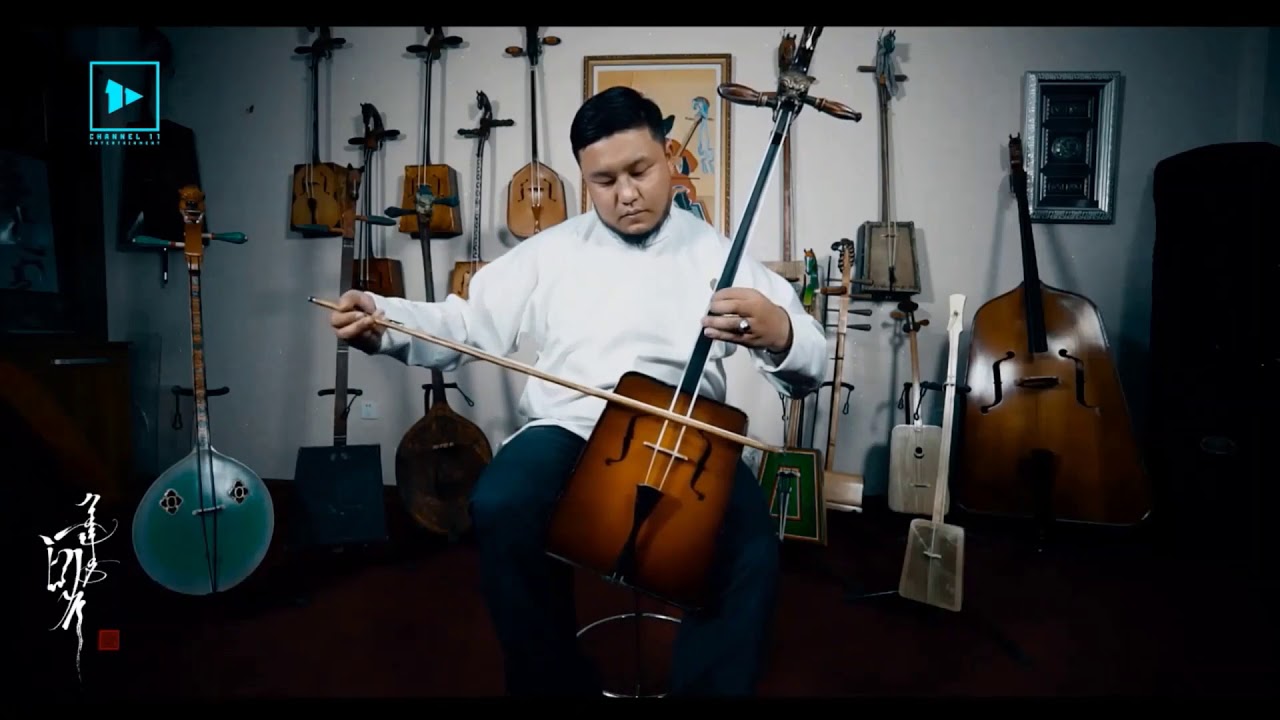 The HU band Gala - Jonon hariin yavdal (Horse Head Fiddle)