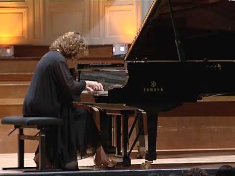 Marie-Catherine Girod, piano | Sonate pour piano, d'Henri Dutilleux