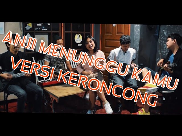 ANJI - MENUNGGU KAMU (VERSI KERONCONG) cover By Mr.BoB Feat. Roro class=