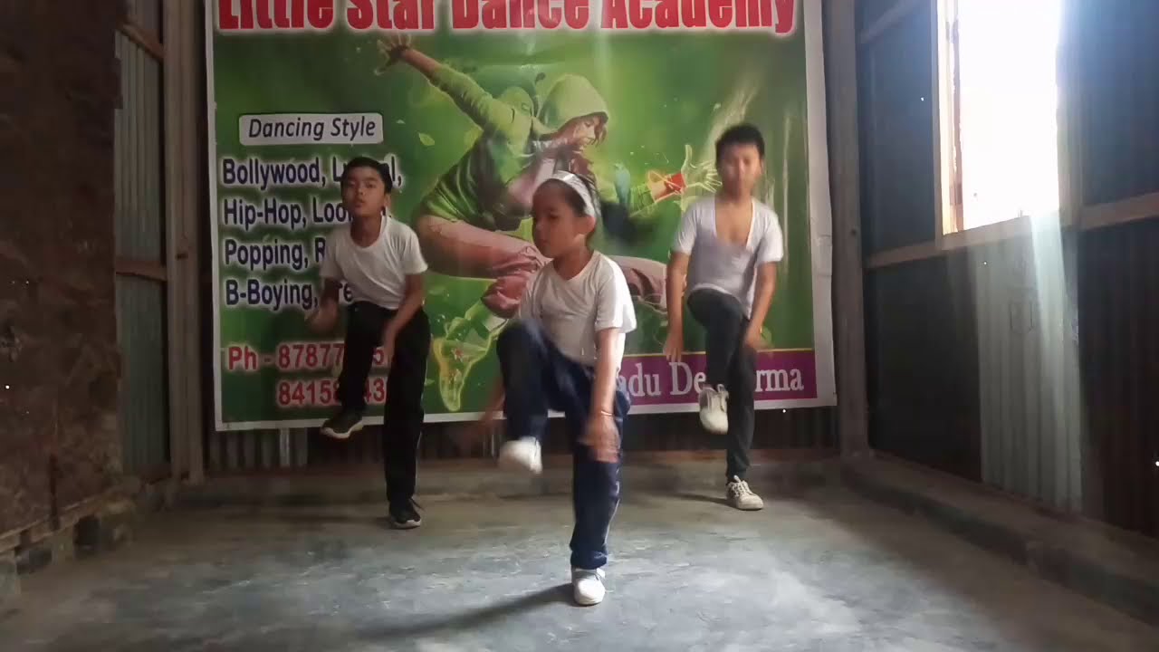 HOOKAH BAR SONG KHILADI 786 DANCER BY HIRANI,SAHEAL N TUSHAR