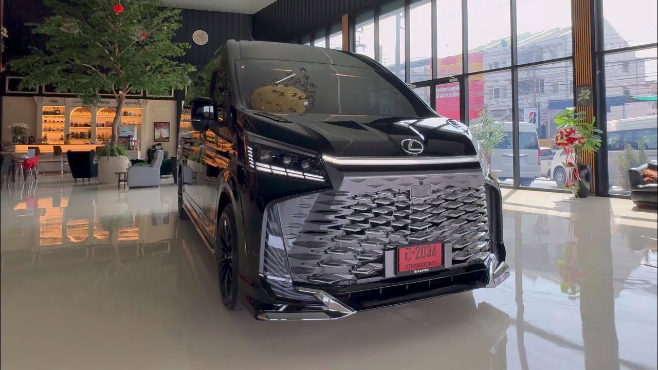 พาชม Toyota Commuter VIP แต่งล้ำ! ก่อนส่งมอบ พร้อม Option ใช้งานครบทุกแบบ