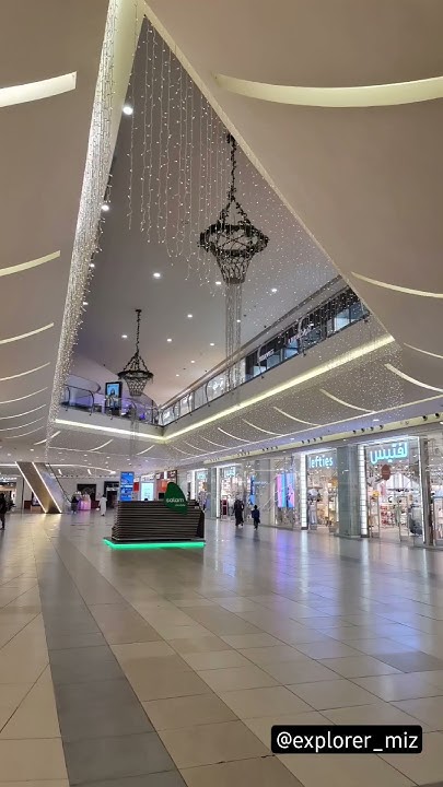 shopping-mall-in-saudi-arabia-kingdom-shopping-saudiarabia