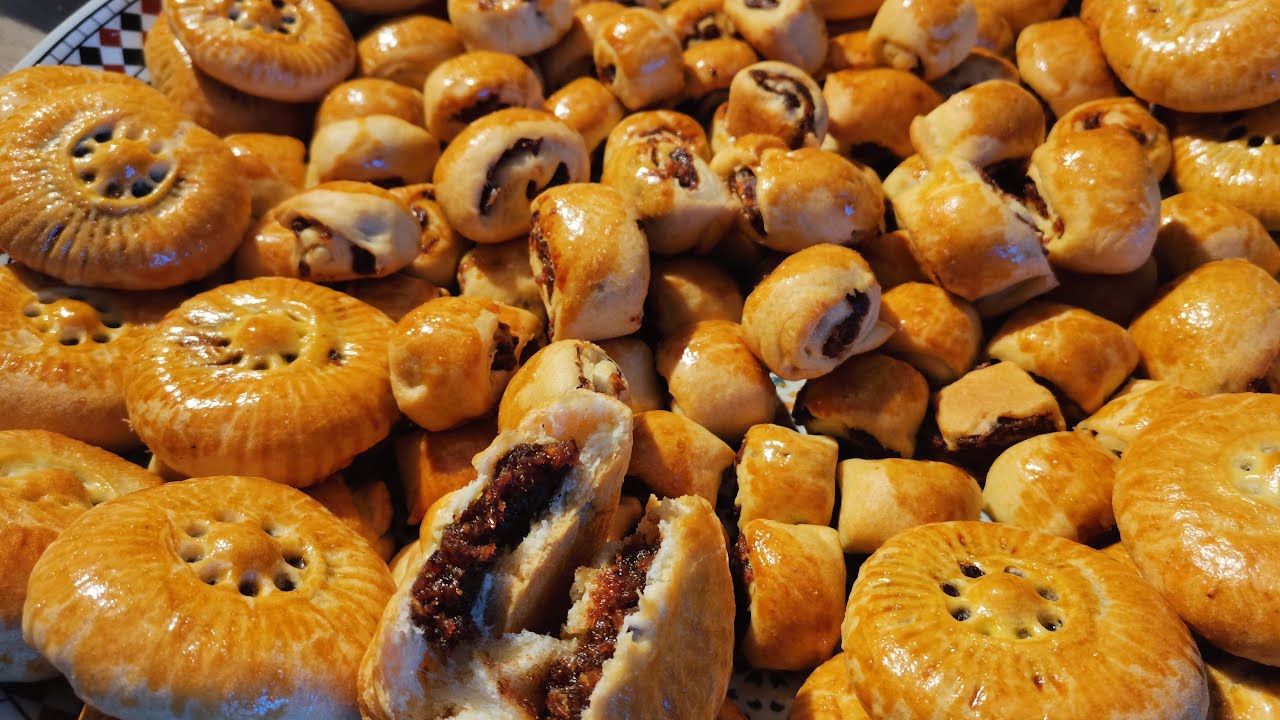 Irakisches Eid-Gebäck Kletsche (Kulica) mit Datteln