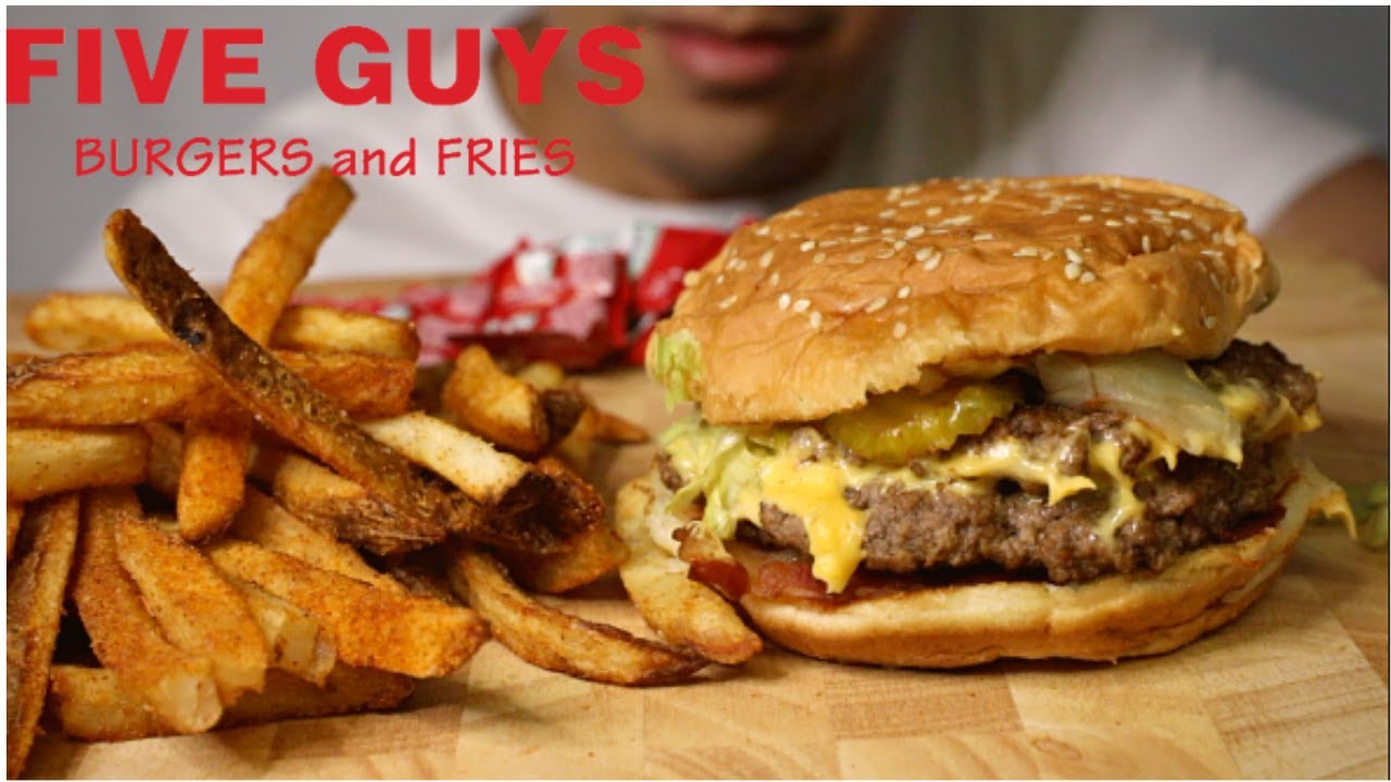 ASMR FIVE GUYS DOUBLE BACON CHEESEBURGER & CAJUN FRIES (Muk Bang