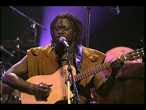 Putumayo Presents: Africa - Habib Koite "Wassiye" (Live)