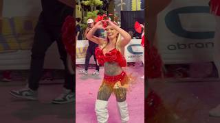 Famous ANDRESSA URACH | THE MUSE THREW HERSELF INTO THE PORTO DA PEDRA PARADE. #carnival #samba Profile