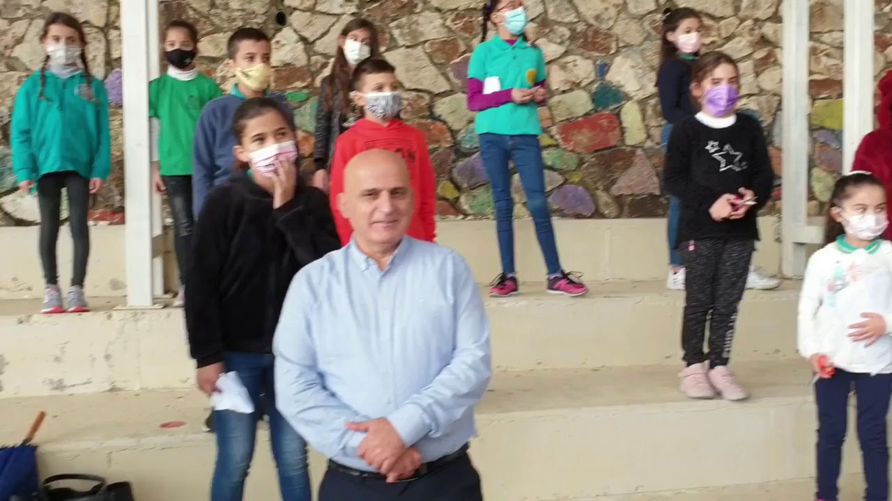 يوم المعلم نحف