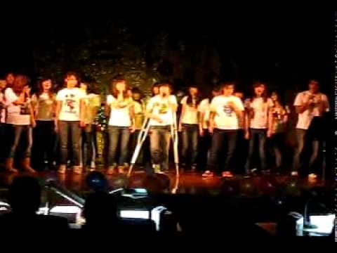 靜宜大學 財金卡拉 財金二A - 手牽手大合唱.mpg