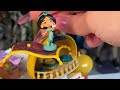 The faces  disney parks aladdin storybook playset review