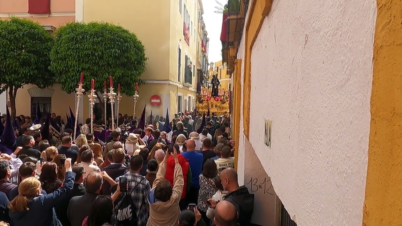 SEÑOR DE LOS GITANOS EN SALES Y FERRE SEMANA SANTA SEVILLA 2025