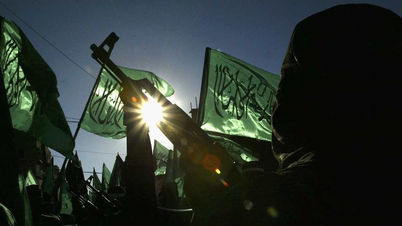 ‘It is concerning’: Australian families told to leave the Middle East
