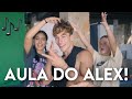 Alex Ensina Breakdance Para As Meninas Do Now United! (LEGENDADO PT-BR)