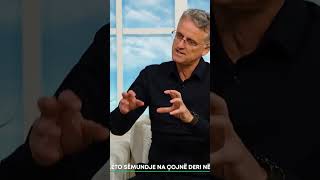 Mos i neglizhoni problemet e syve! - Mjeku në studio flet për kujdesin që duhet t’ia kushtoni syve