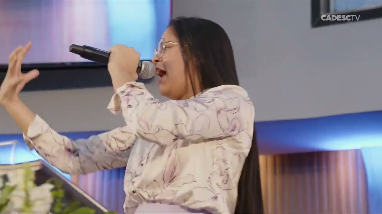 Eula Cris no congresso da CIBE 2025 Guitarra Júnior Maia 