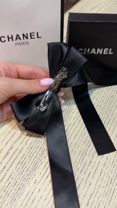 ЗАКОЛКА-БАНТ ШАНЕЛЬ В ЧОРНОМУ КОЛЬОРІ З ДОВГИМИ СТРІЧКАМИ, 680 грн # ...
