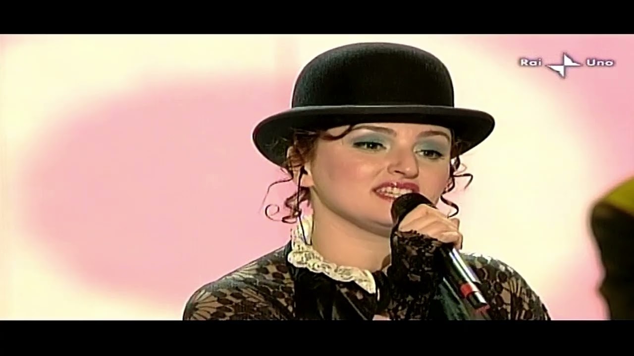 Arisa canta Malamorenò & Lino Patruno Jazz Band in 4k #arisa #sanremo #sanremo2010 #4k