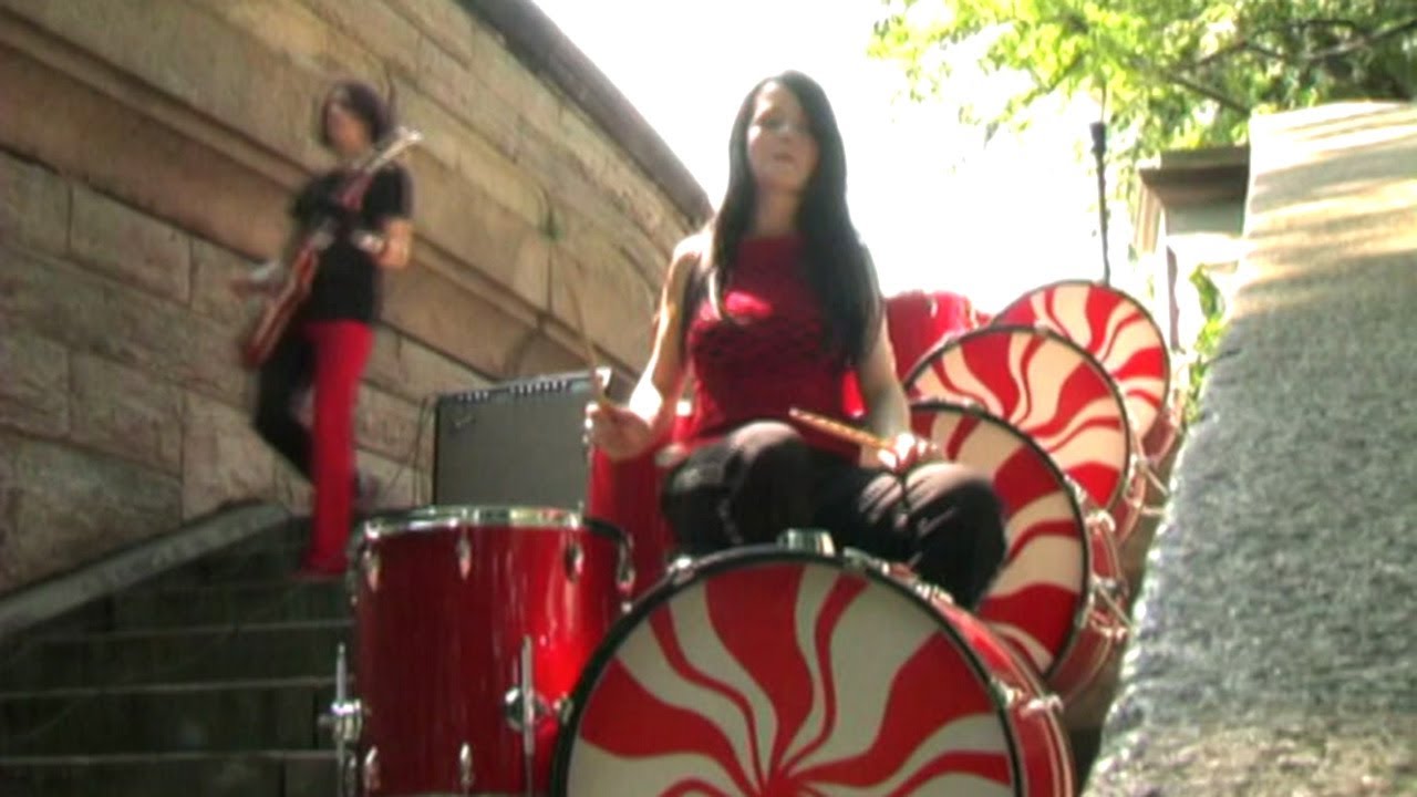 Download The White Stripes - Hardest Button To Button (Official Music Video)