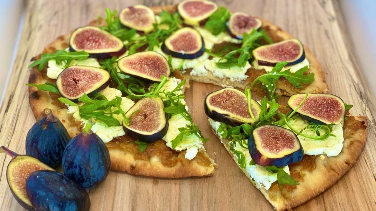 Fig, Caramelized Onion and Goat Cheese Flatbread Pizza YouTube