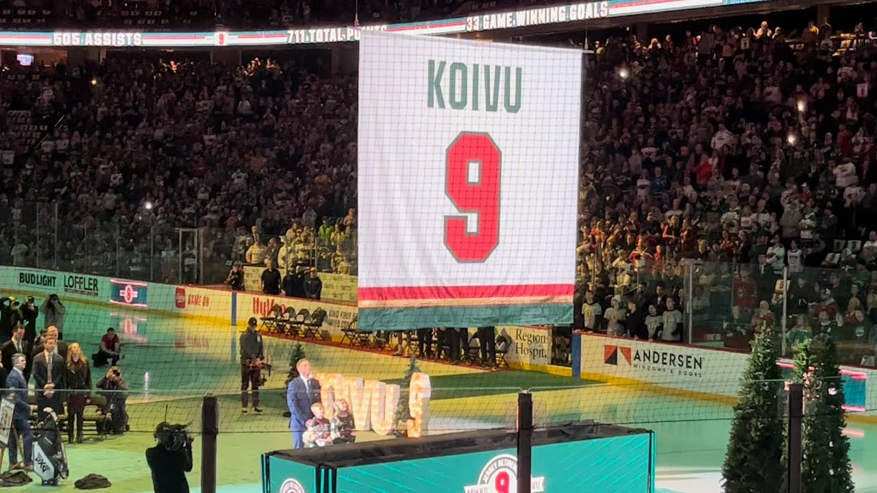 The Minnesota Wild retire #9
