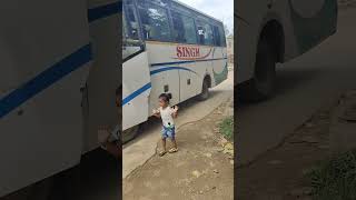 Bhai Ka School Bus Aata Dekh Kar Vibhu Khusi Se Dance Karne Lagi 