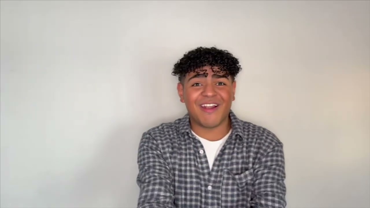 Dayven Martinez sings 'Ilona' preview