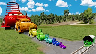 Big & Small RAINBOW Pixar Wingo vs McQueen vs Hulk Thomas the Tank Engine Train BeamNG.Drive